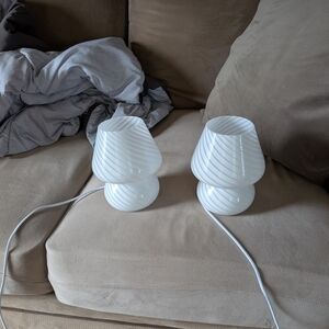 Modern White Swirl Glass Table Lamp Set